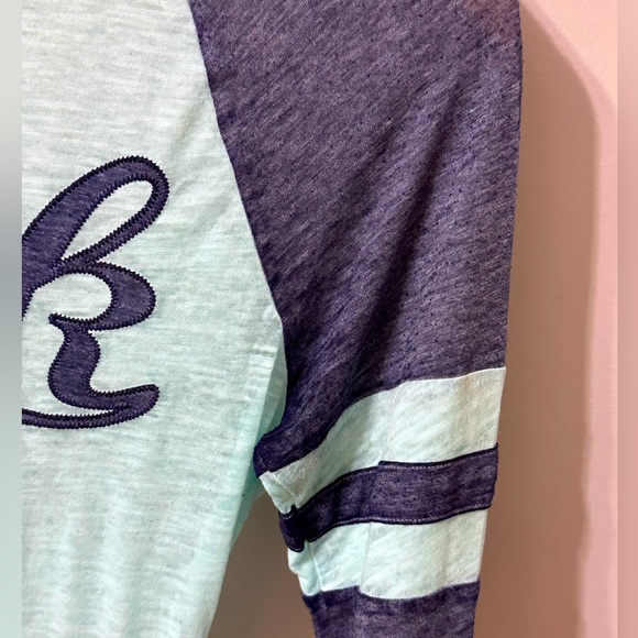 PINK Victorias Secret Raglan Tee size XS - Picture 5 of 5